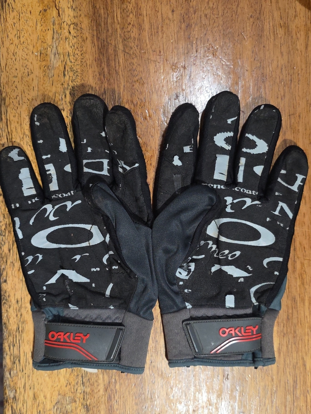 Oakley Black Gloves with Gray Logo and Red Wrist Accents